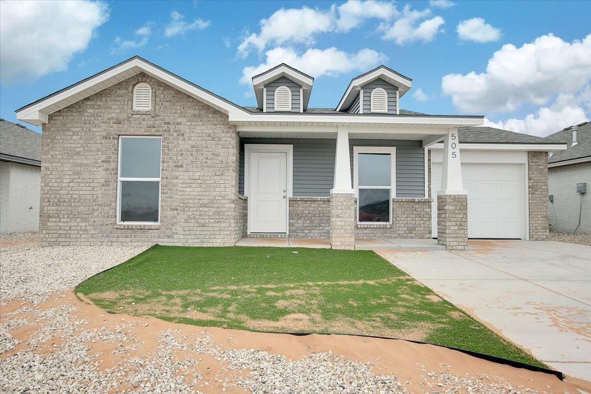 Property Photo:  505 E 31st Street  TX 79382 