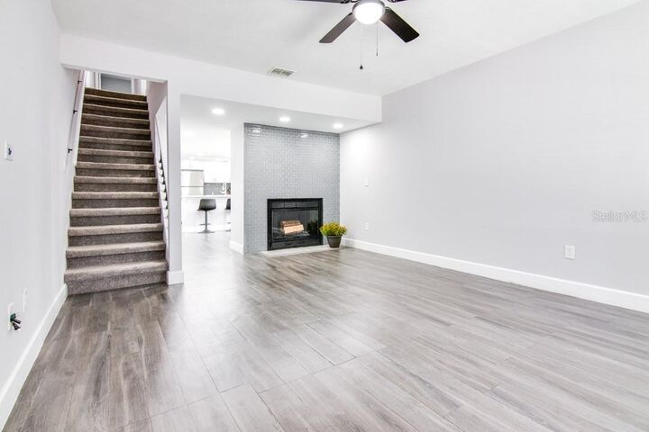 Property Photo: 8614 Cobbler Place FL 33615