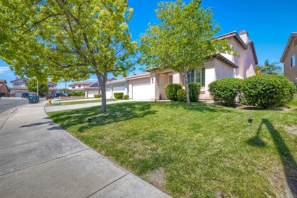 Property Photo: 41145 Marseille Court CA 92562