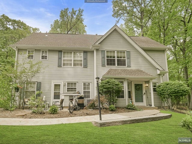Property Photo:  1407 Bedford Drive  NJ 07444 