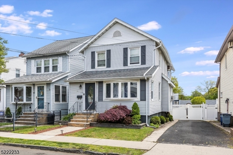 Property Photo:  156 Morgan Pl  NJ 07031 