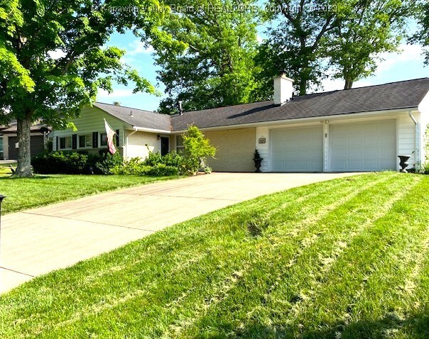 Property Photo: 1424 Nottingham Road WV 25314