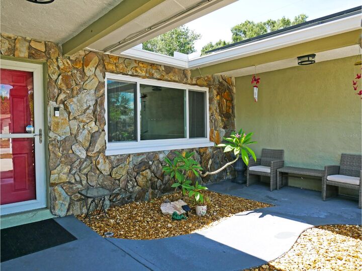 Property Photo:  8662 Oriole Lane  FL 33777 