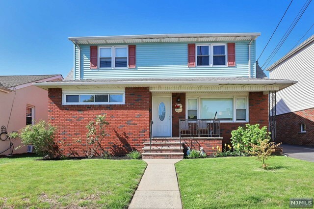 Property Photo:  322 Kingsland Avenue 2  NJ 07071 