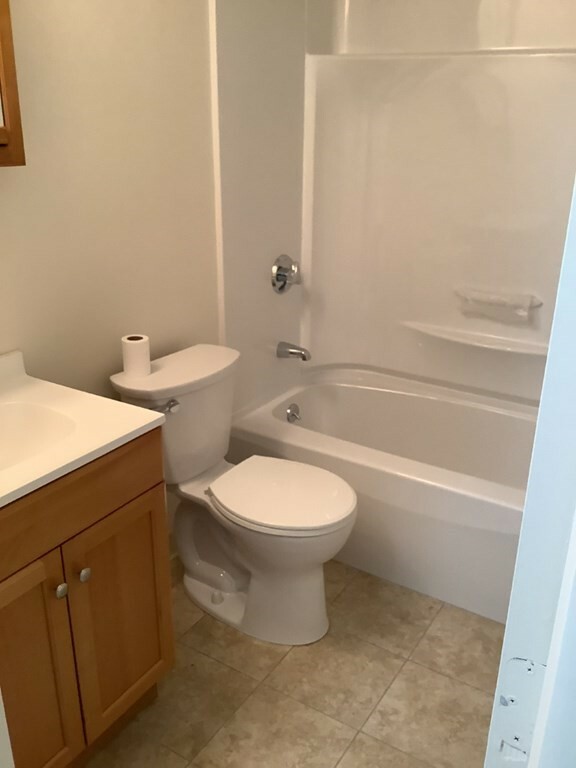 Property Photo:  50 Cambridge Road 313  MA 01801 