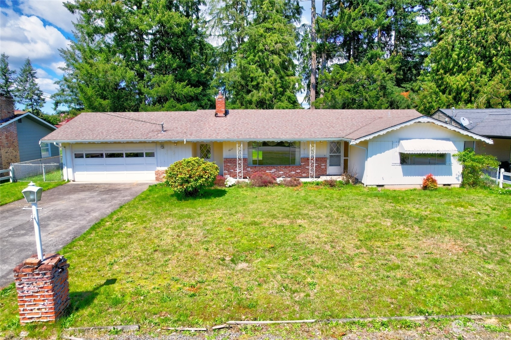 Property Photo:  5611 83rd Place NE  WA 98270 