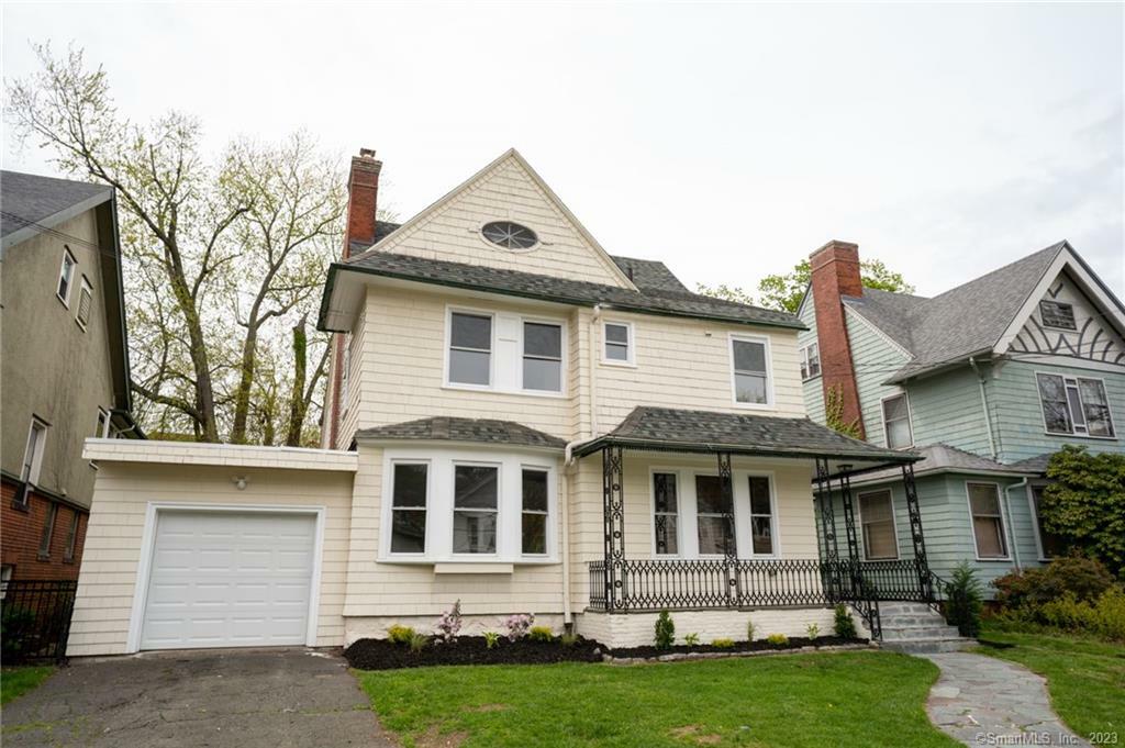 Property Photo:  111 North Beacon Street  CT 06105 