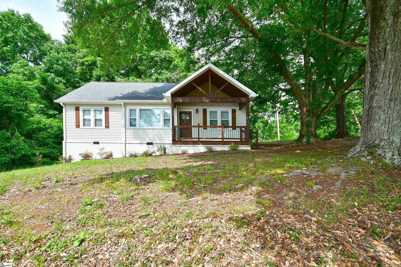 Property Photo: 316 Blacksnake Road SC 29671