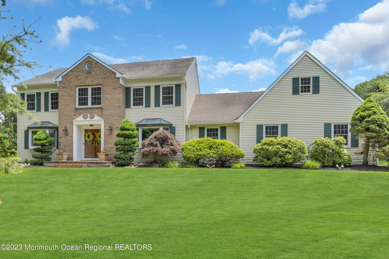 Property Photo:  51 Sandalwood Drive  NJ 07746 