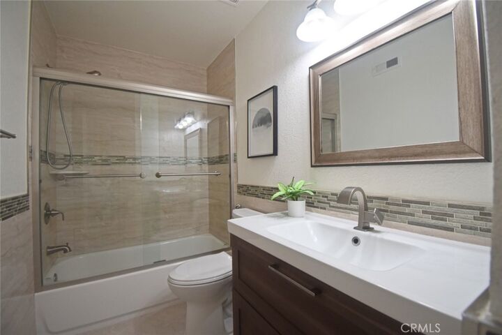 Property Photo:  2142 W York Circle  CA 92804 