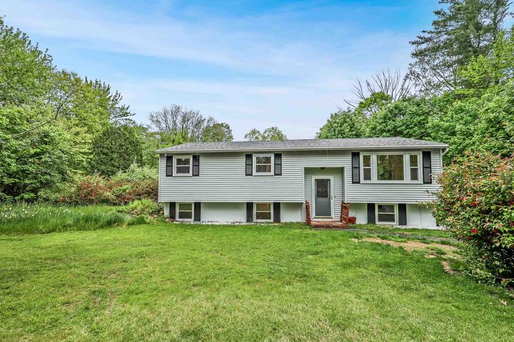 325 Pembroke Hill Road  Pembroke NH 03275 photo