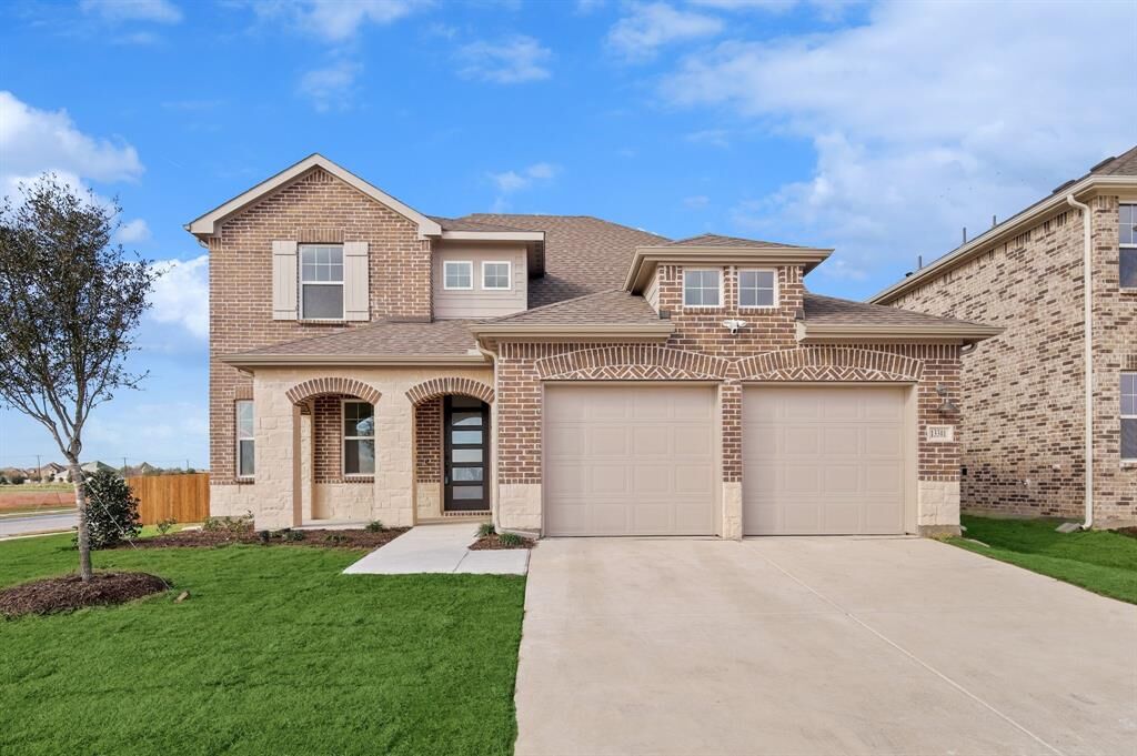 Property Photo:  13301 Hiskey Drive  TX 76052 