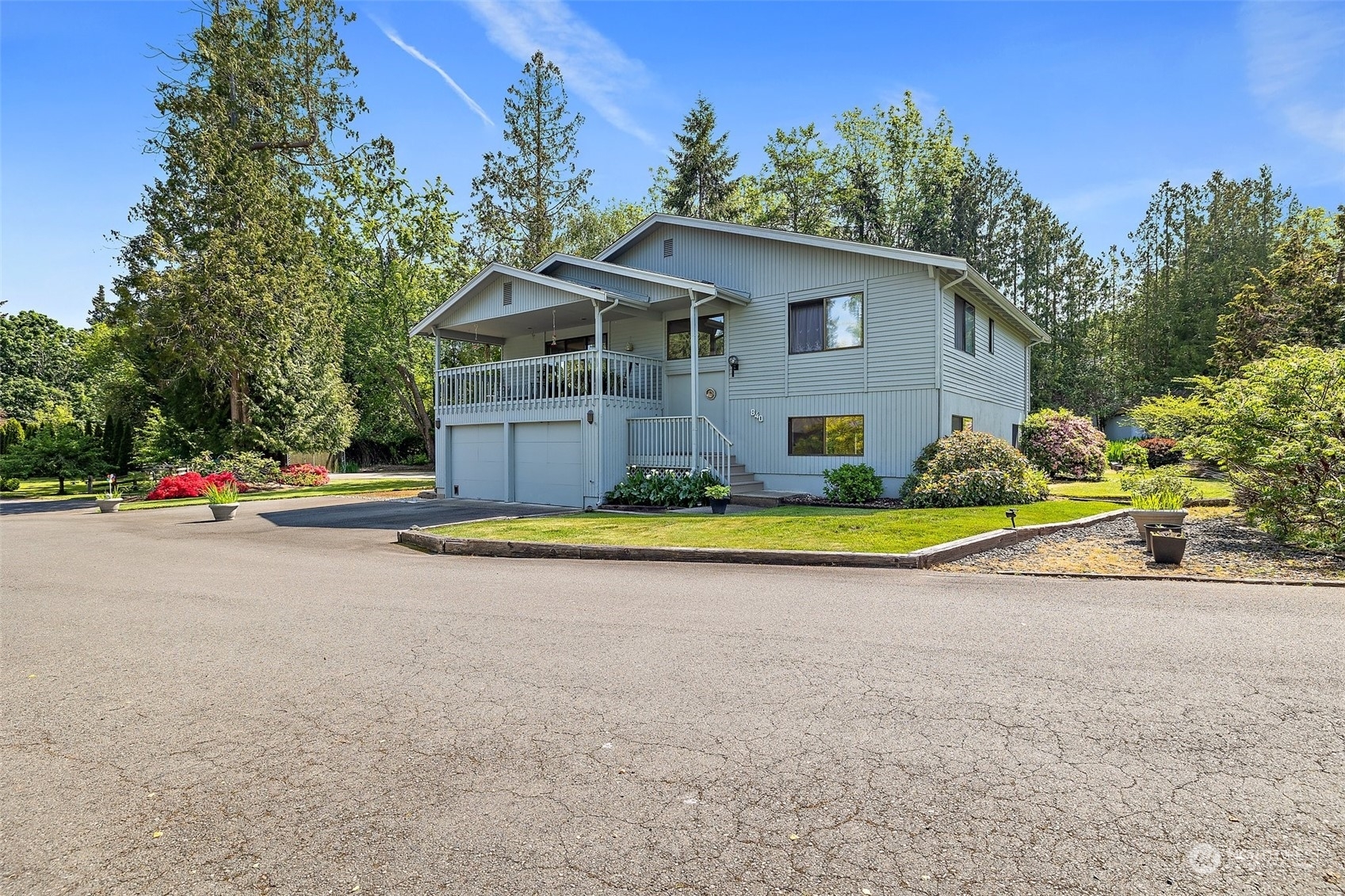 Property Photo:  840 SW Normandy Terrace  WA 98166 