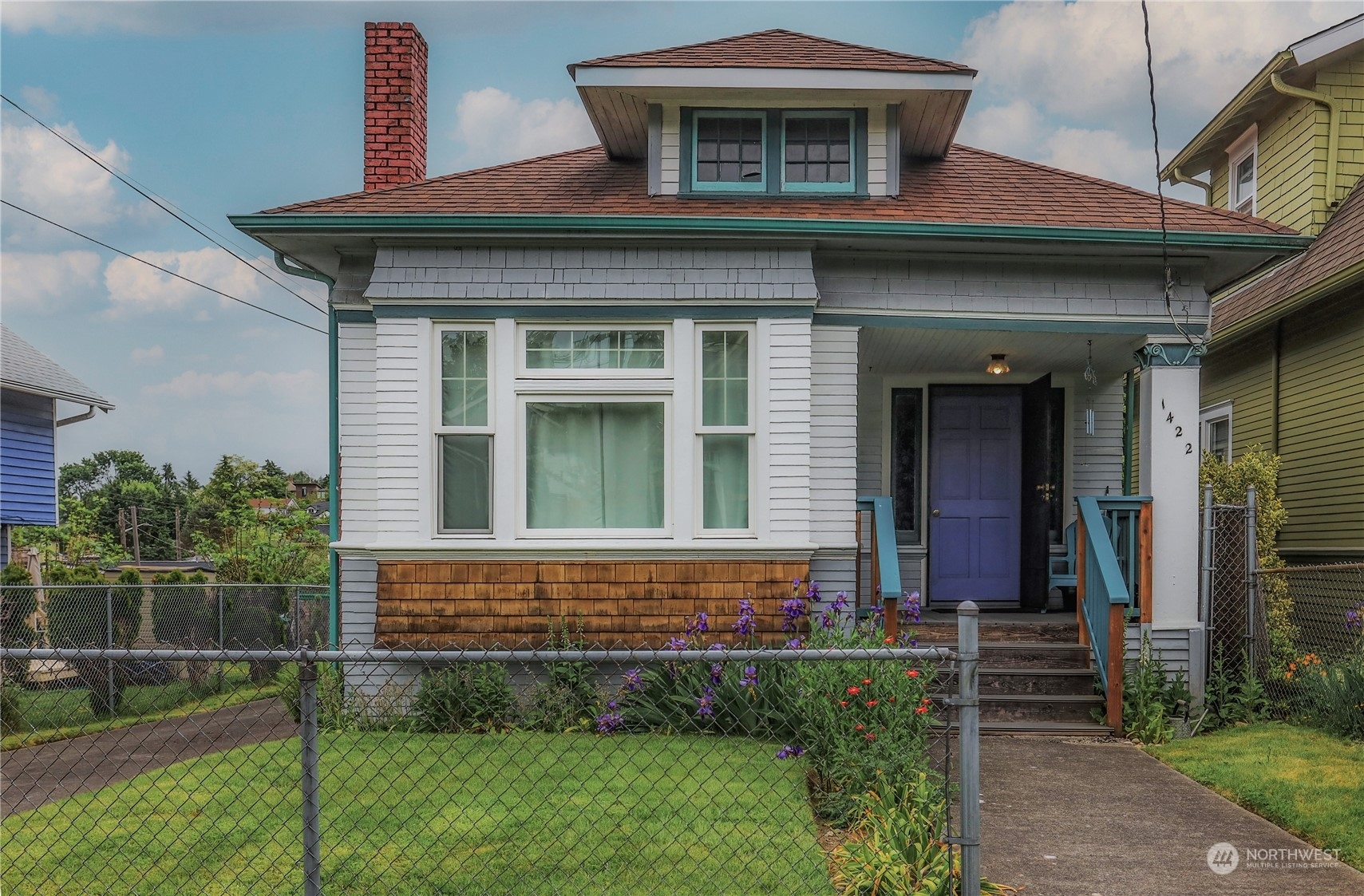Property Photo: 1422 27th Avenue WA 98122