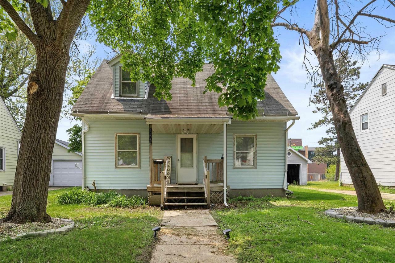 Property Photo:  1772 Spruce Street  WI 53511 