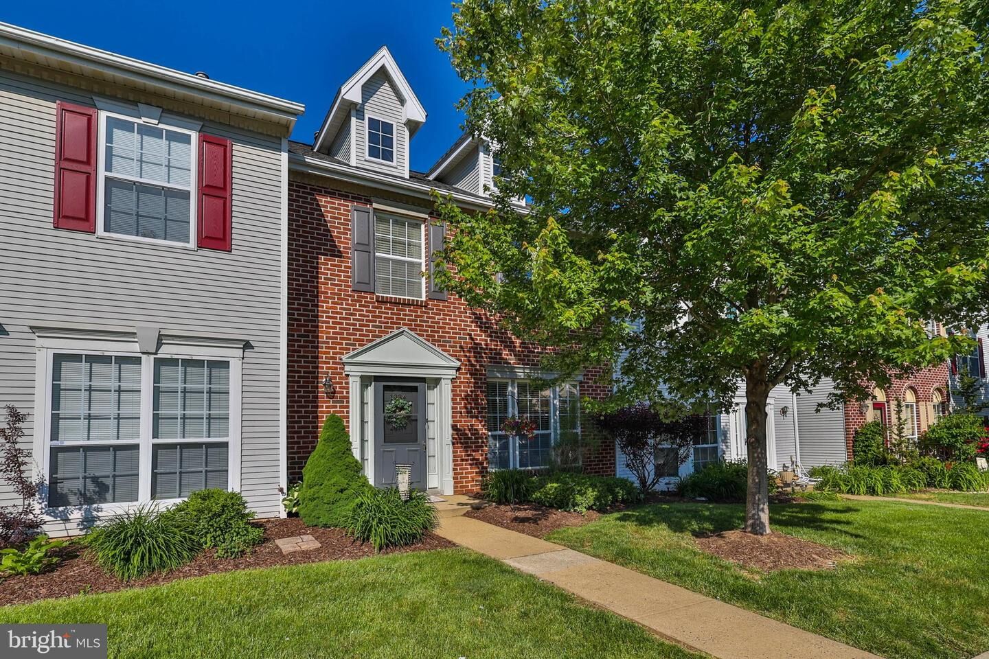 Property Photo:  1934 Pine Court  PA 18055 