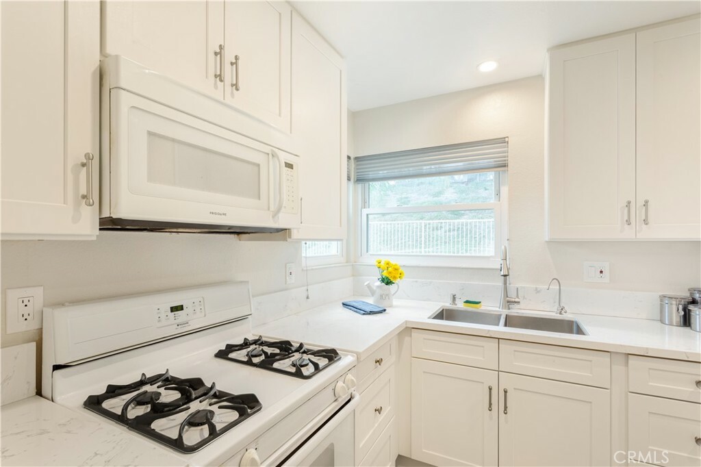 Property Photo: 4530 Sunrise Ridge CA 92056