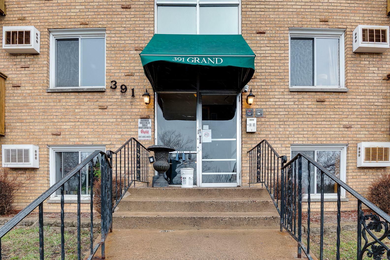 Property Photo: 391 Grand Avenue 304 MN 55102