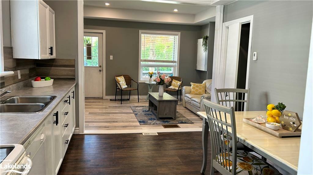 Property Photo: 321 Second Street ON L9Y1G7