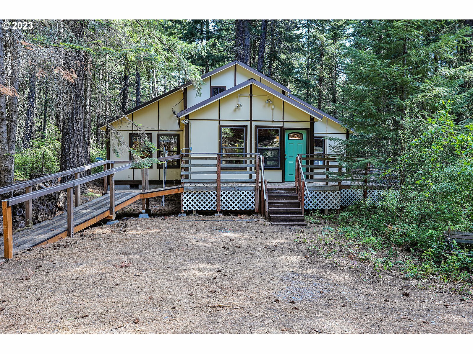 Property Photo:  1052 Fisher Hill Rd  WA 98602 