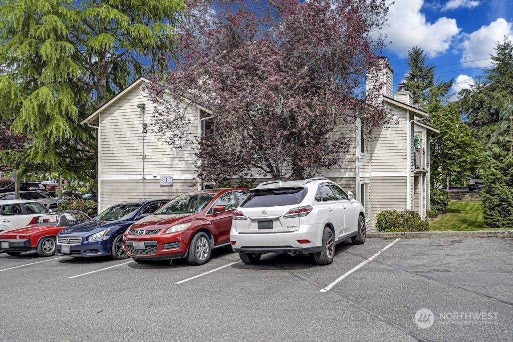 Property Photo:  1009 112th Street SE E104  WA 98208 