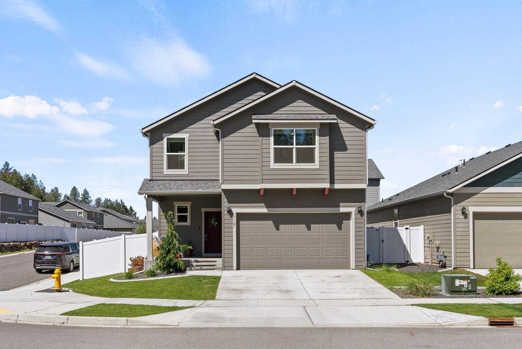Property Photo: 17127 N Perry St WA 99005
