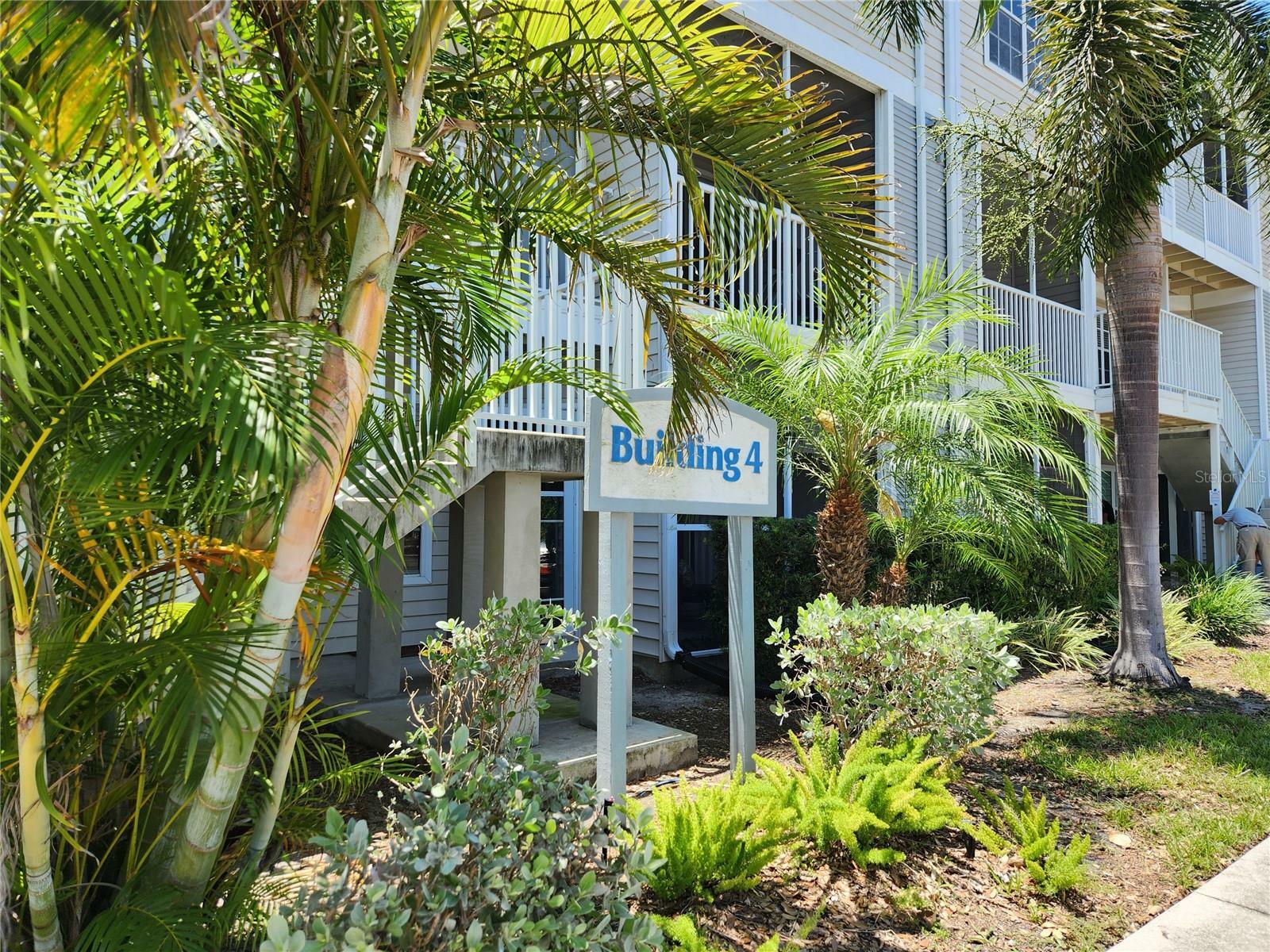 Property Photo: 850 S Tamiami Trail 409 FL 34236