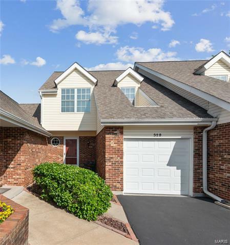 329 Devonshire Court B  St Peters MO 63376 photo