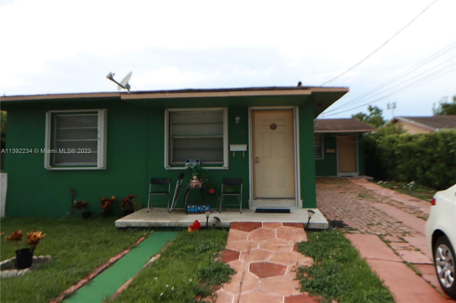 Property Photo: 11057 SW 3rd St FL 33174