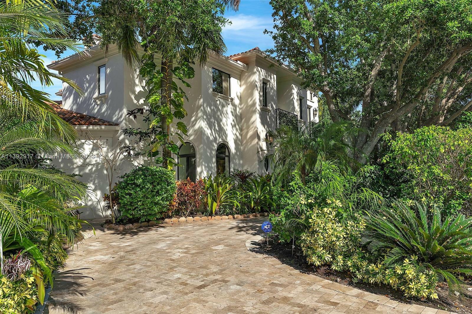 Property Photo:  4008 Sanctuary Ln  FL 33431 