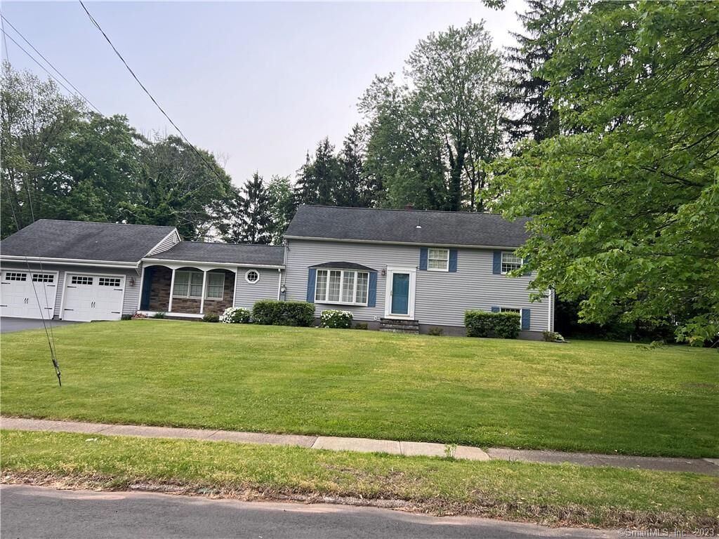 Property Photo: 108 Ridgecrest Road CT 06492