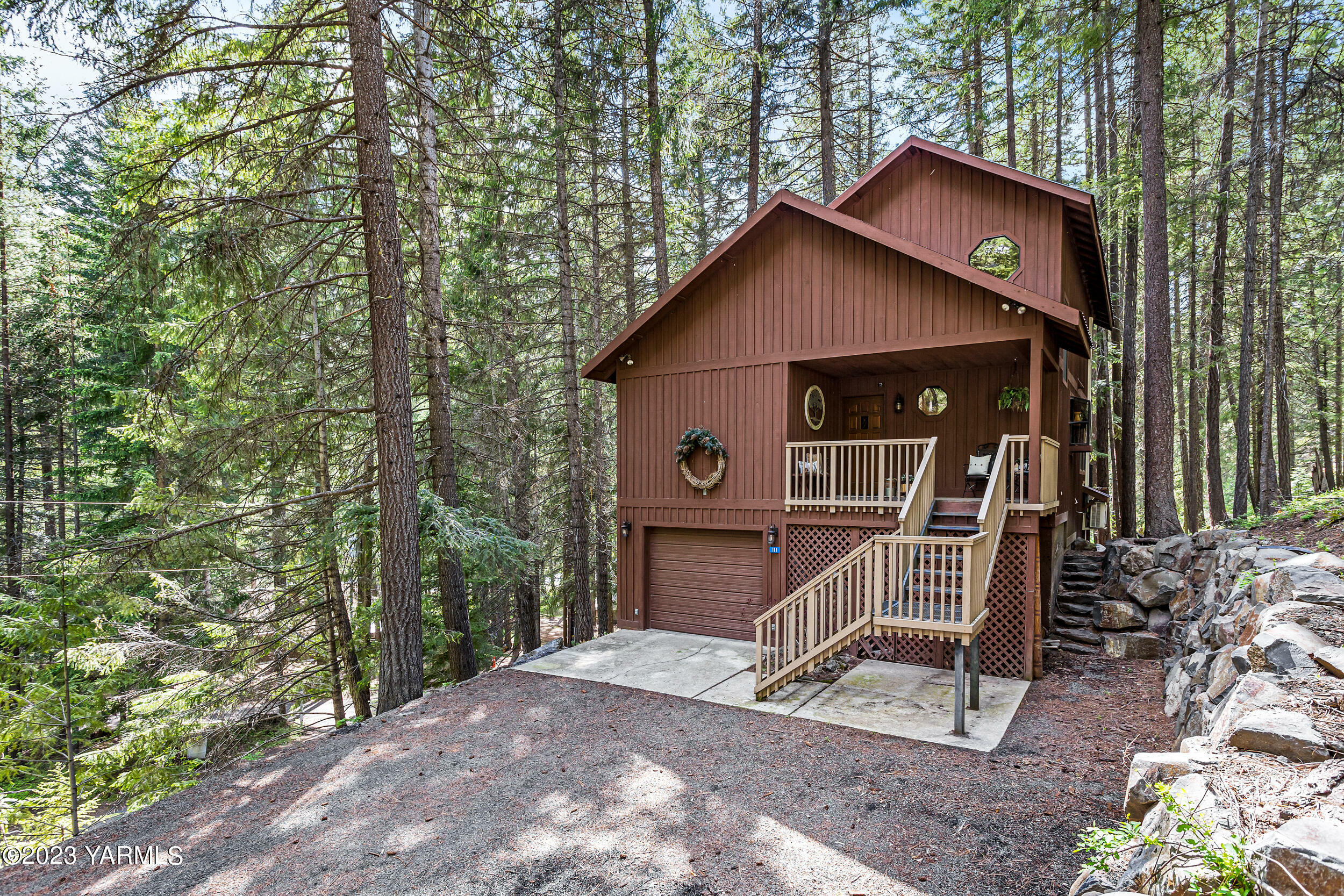 Property Photo: 111 Cliffdell Ln WA 98937