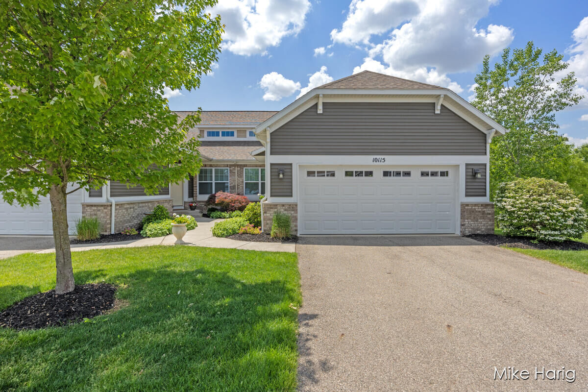 Property Photo:  10115 S Crossroads Circle SE  MI 49316 