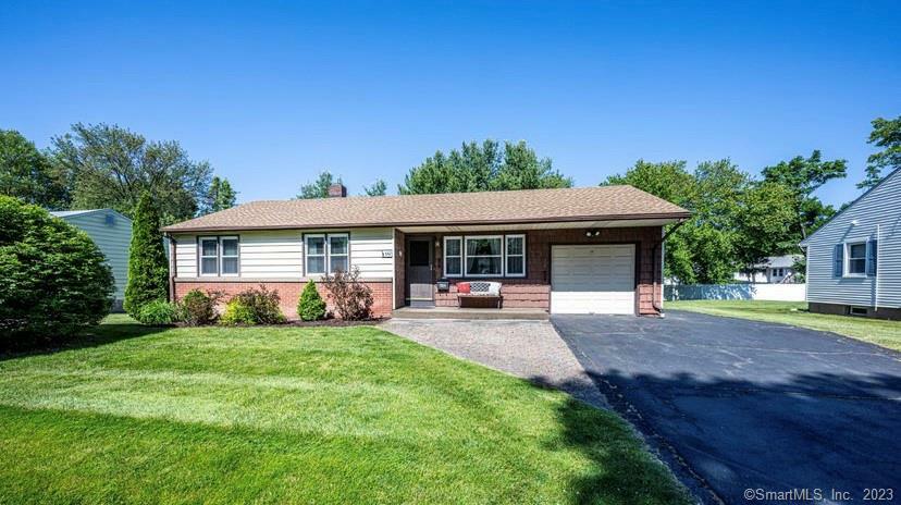 Property Photo: 642 Circular Avenue CT 06514