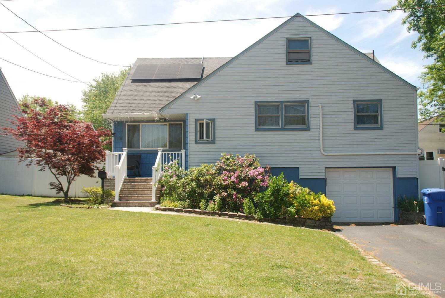 Property Photo:  118 Glenwood Terrace  NJ 08863 