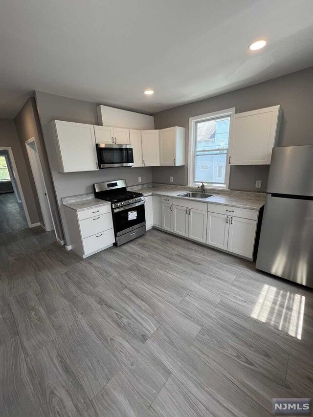 Property Photo:  296 Hoboken Road 2  NJ 07073 