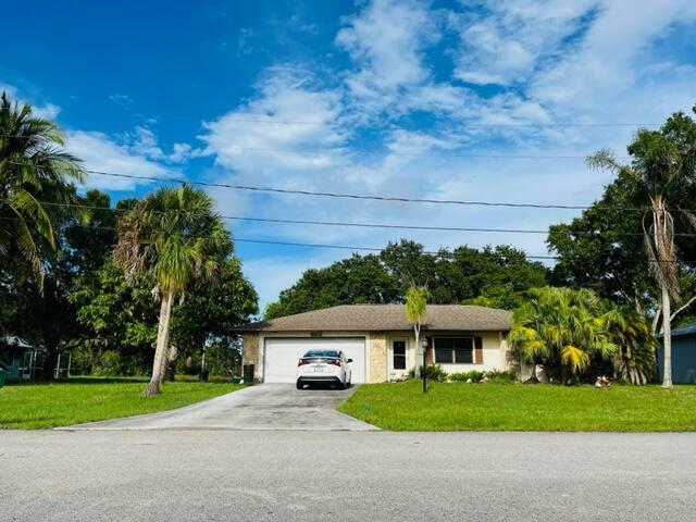 Property Photo:  6102 Roland Court W  FL 34951 