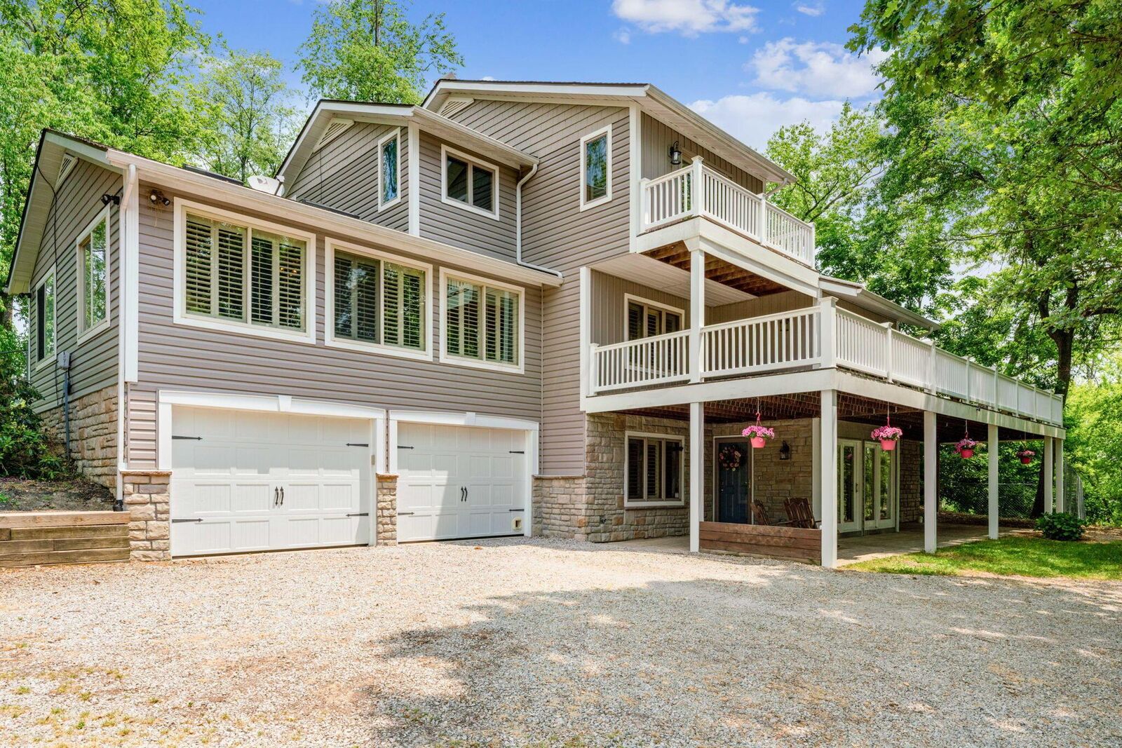 Property Photo: 17041 Tulloss Road OH 43050