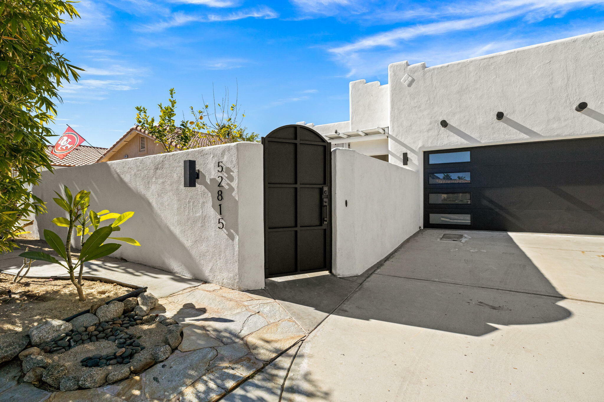 52815 Avenida Alvarado  La Quinta CA 92253 photo