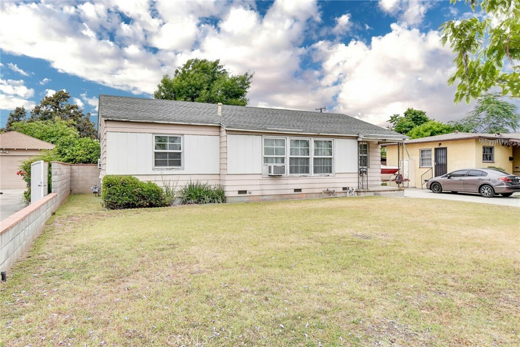 Property Photo: 1054 Hollowell Street CA 91762
