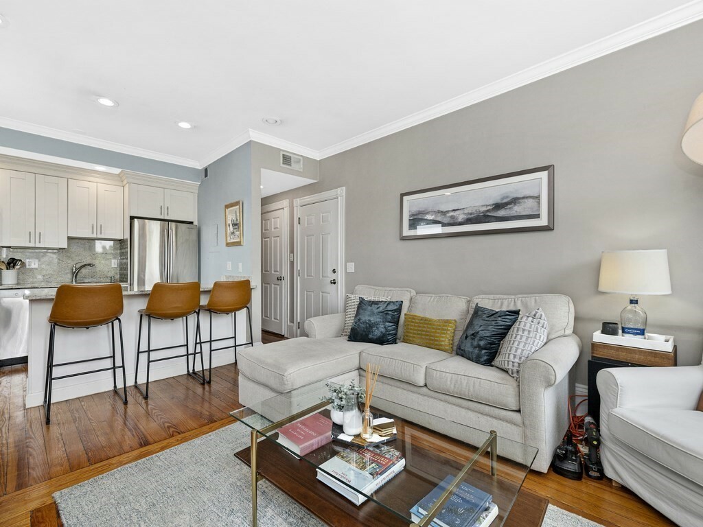 Property Photo:  58 Winthrop Street 3  MA 02129 