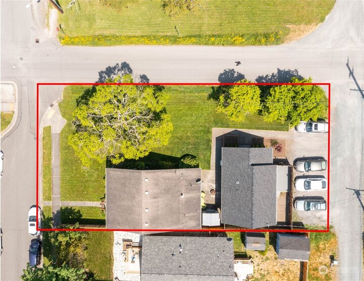 Property Photo:  2338 King Street  WA 98225 