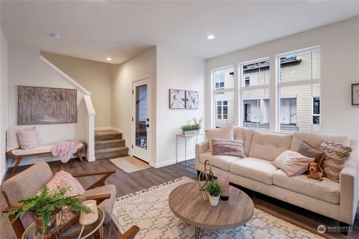 Property Photo: 13710 Ash Way C1 WA 98204