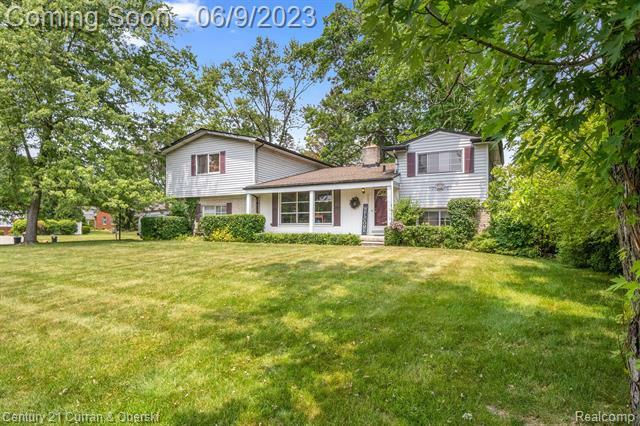 31950 Farmersville Road  Farmington Hills MI 48334 photo