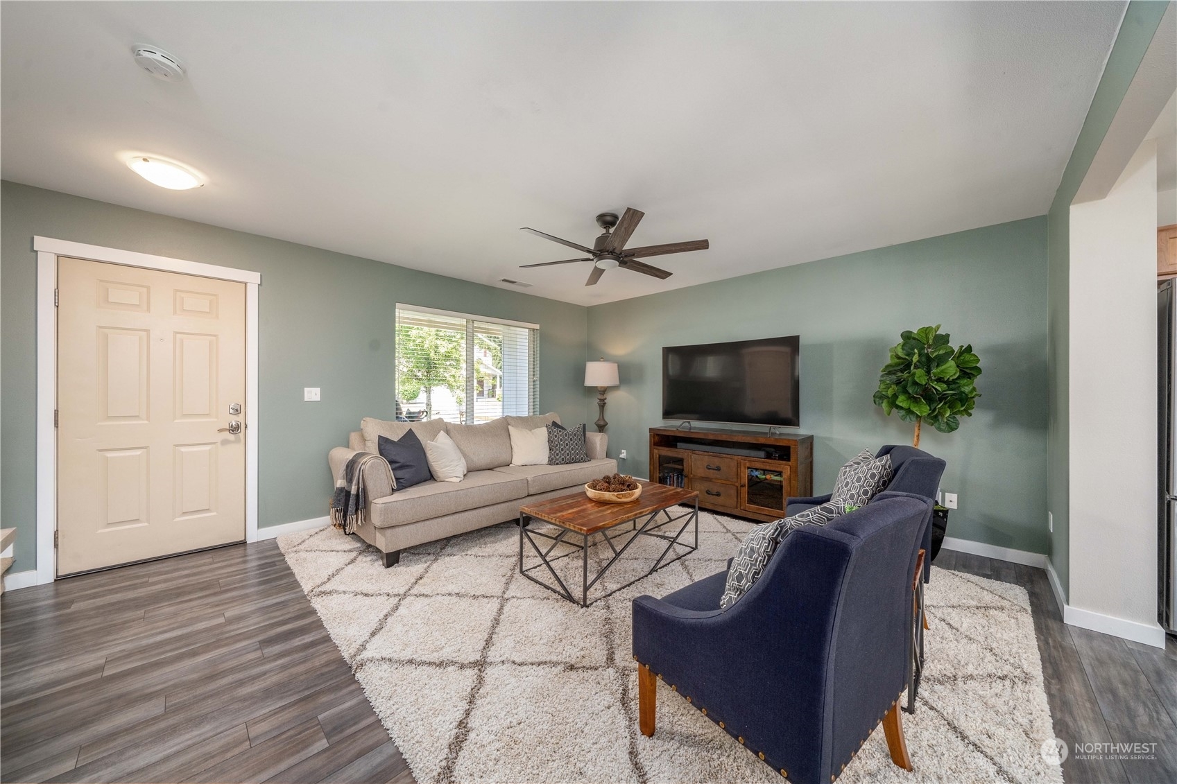 Property Photo: 21639 SE 297th Street WA 98042