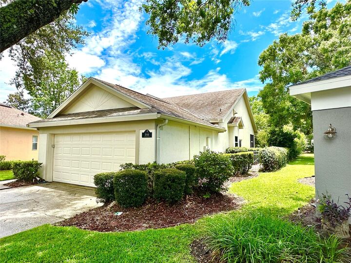 Property Photo: 1040 Paddington Terrace FL 32746