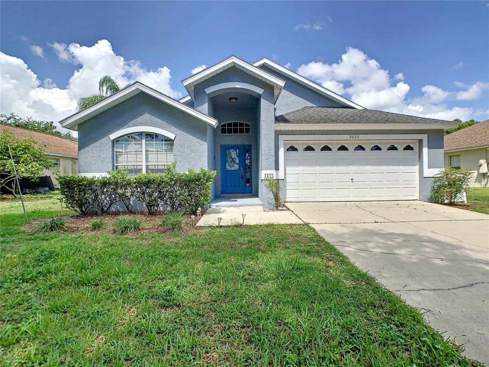 Property Photo:  3035 Samosa Hill Circle  FL 34714 