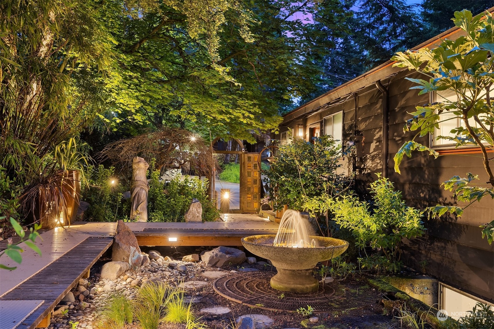 9515 Sand Point Way NE  Seattle WA 98115 photo