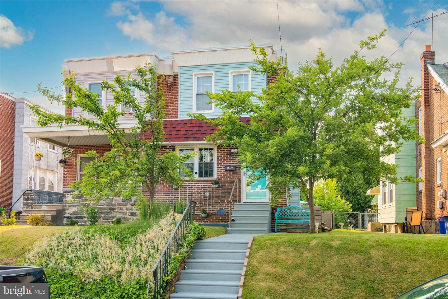 Property Photo:  7528 Lawndale Avenue  PA 19111 