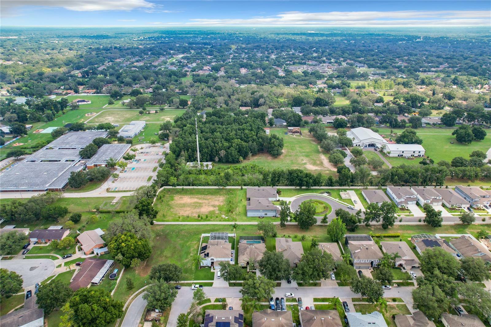 Property Photo: 2806 Windcrest Oaks Court FL 33594